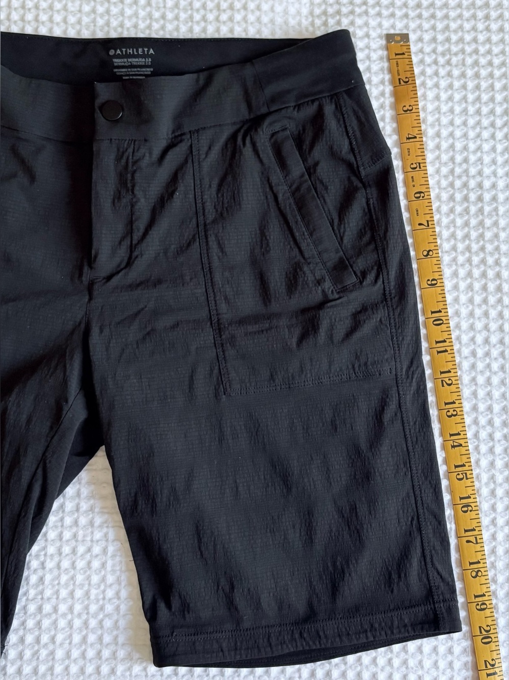 Athleta shorts, Wms size 10 - Picture 7 of 9